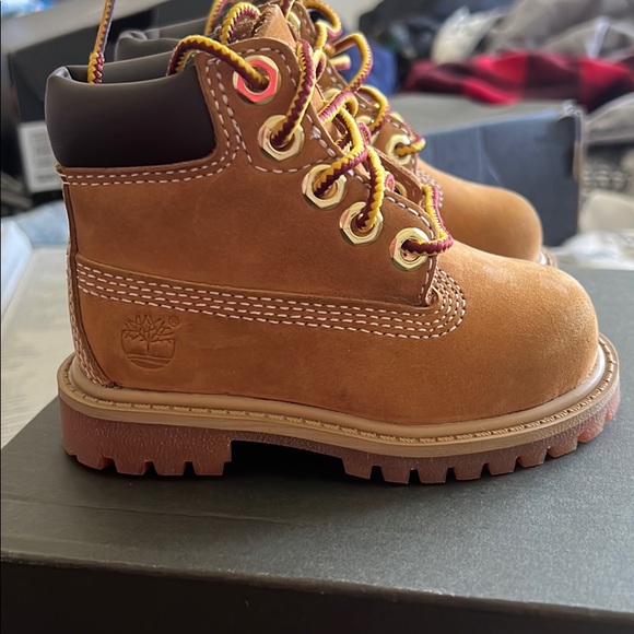 Timberland premium 6 IN waterproof boot - Picture 2 of 6